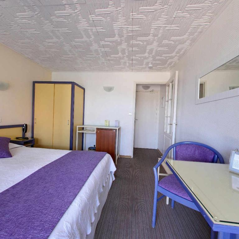 Hotel Azur Bord De Mer ลา กร็องเดอ-ม็อต ห้อง รูปภาพ